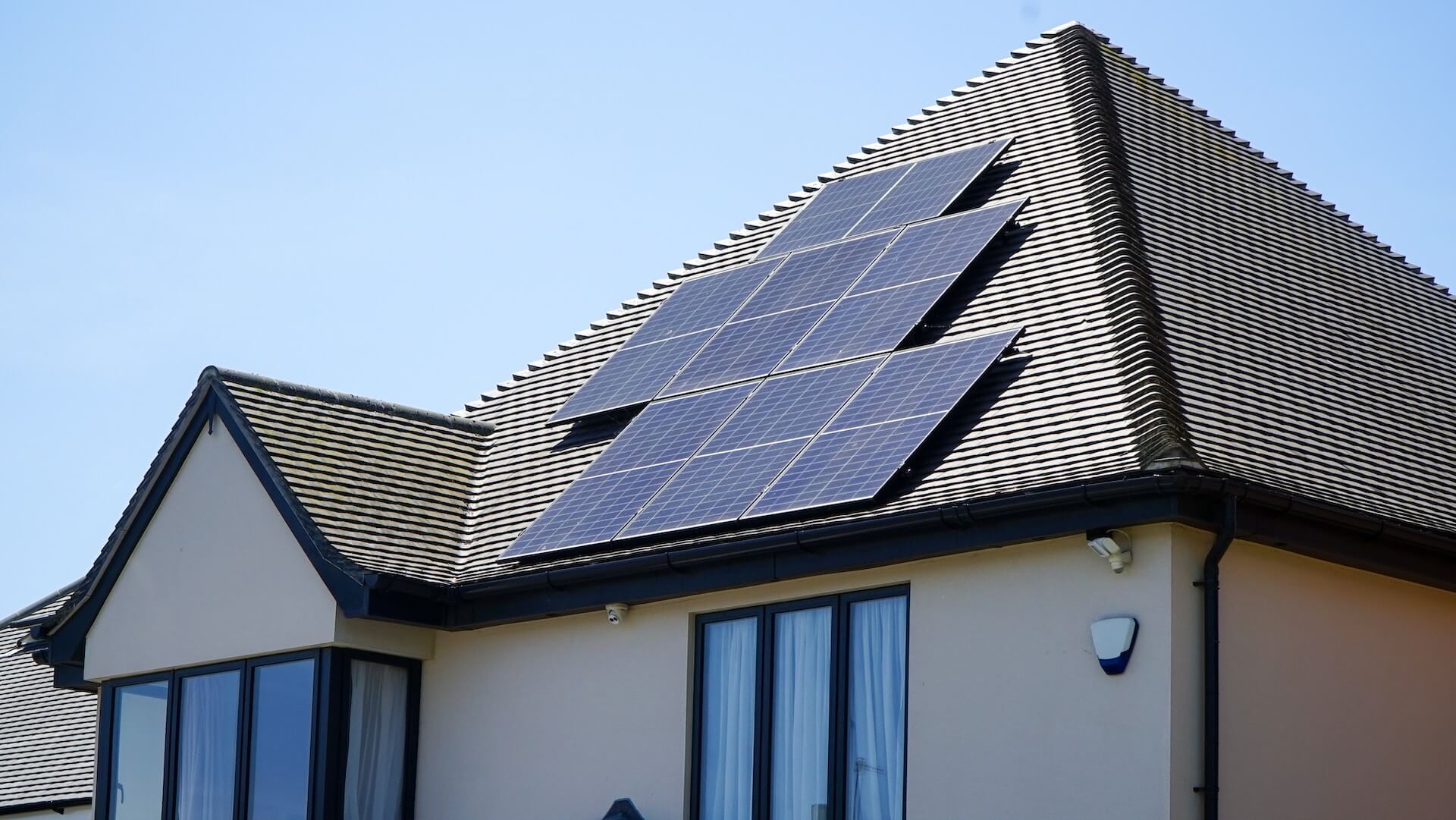 Hulp bij plaatsing zonnepanelen woning